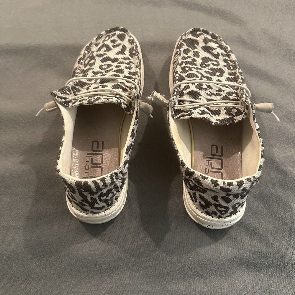 Hey Dude Wendy Woven Cheetah Grey Slip On Casual Loafer Shoes Womens 9 AOP - Picture 7 of 9